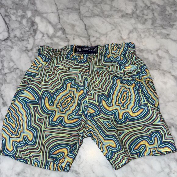 Vilebrequin White T-Shirt with Matching Patterned Shorts Set - Picture 5 of 8